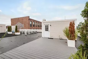 340 W 2nd St, Boston, MA 02127 - Photo 36