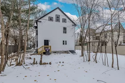 104 Lincoln St, Holyoke, MA 01040 - Photo 34