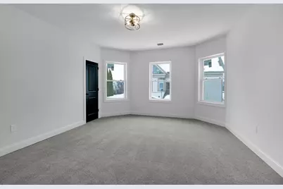 104 Lincoln St, Holyoke, MA 01040 - Photo 22