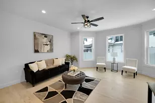 104 Lincoln St, Holyoke, MA 01040 - Photo 8