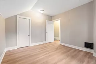 14-24 C St, Northbridge, MA 01588 - Photo 10