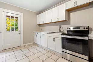 14-24 C St, Northbridge, MA 01588 - Photo 6