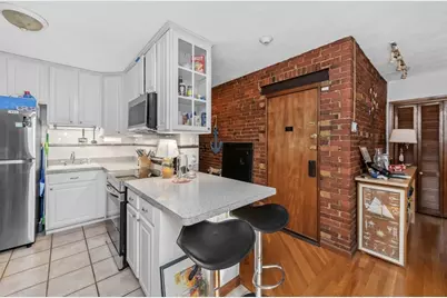 8 Battery Street #8, Boston, MA 02109 - Photo 4