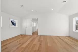 1060 Grove St, Framingham, MA 01701 - Photo 8