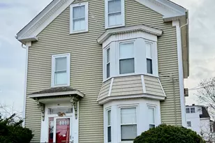 43 Aborn St, Peabody, MA 01960 - Photo 1
