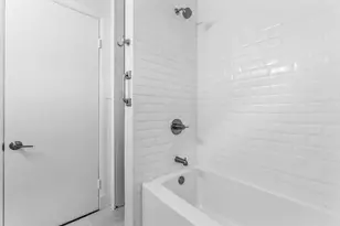 16 Clarkwood St, Boston, MA 02126 - Photo 20