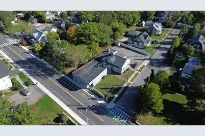 487 Burncoat St, Worcester, MA 01606 - Photo 14