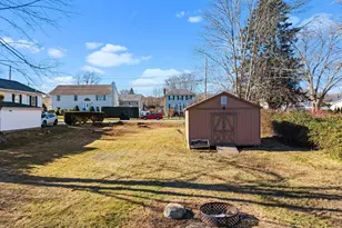 73 Gifford Ave, Dartmouth, MA 02747 - Photo 24