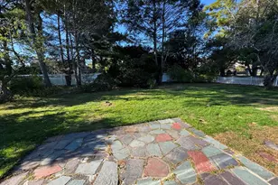 793 Dedham St, Newton, MA 02459 - Photo 24