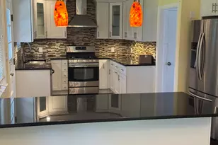 793 Dedham St, Newton, MA 02459 - Photo 20