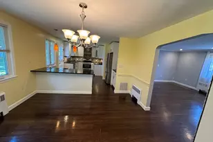 793 Dedham St, Newton, MA 02459 - Photo 22