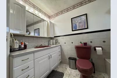 47 Shawmut St, Revere, MA 02151 - Photo 12