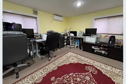 47 Shawmut St, Revere, MA 02151 - Photo 18