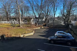 53 Hale St, Beverly, MA 01915 - Photo 4