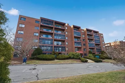 2 Summit #68, Reading, MA 01867 - Photo 24