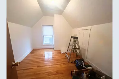 123 Mayfield St #2nd Floor, Worcester, MA 01602 - Photo 4