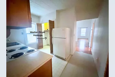 123 Mayfield St #2nd Floor, Worcester, MA 01602 - Photo 2