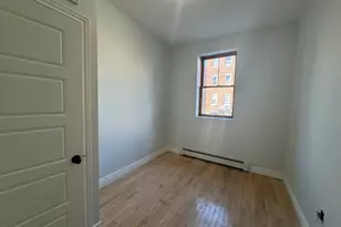 212 Chelsea St, Boston, MA 02128 - Photo 4