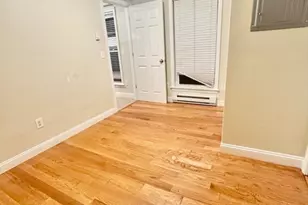 75 Bowers St, Lowell, MA 01854 - Photo 4