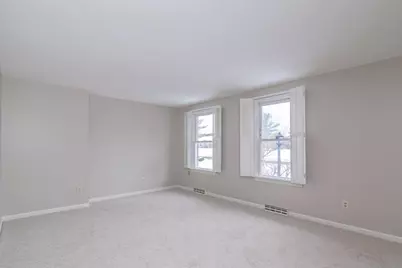 13 Castle Hills Rd #B, Agawam, MA 01001 - Photo 24