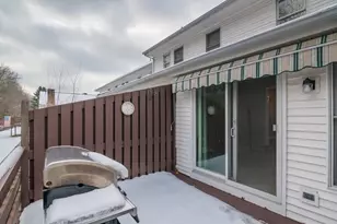 13 Castle Hills Rd, Agawam, MA 01001 - Photo 4