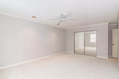 13 Castle Hills Rd #B, Agawam, MA 01001 - Photo 20