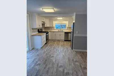 10 Willow Circle, Brimfield, MA 01010 - Photo 2