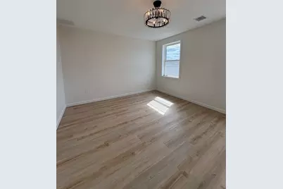 25 Lebanon St #C, Fall River, MA 02723 - Photo 8