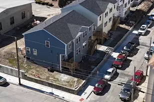 25 Lebanon St, Fall River, MA 02723 - Photo 16