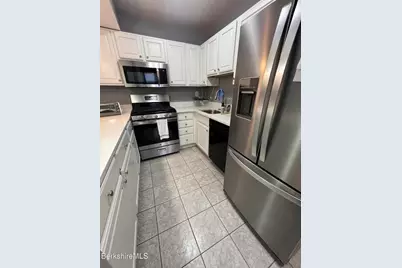 1 Rolling Hills #10, Lenox, MA 01240 - Photo 16