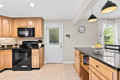 66 Maureen Way, Plymouth, MA 02360 - Photo 6