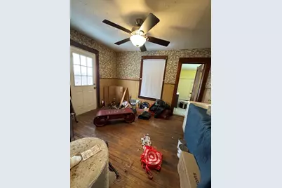 15 Orlando Ave, Pittsfield, MA 01201 - Photo 6