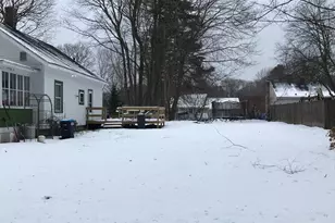 15 Orlando Ave, Pittsfield, MA 01201 - Photo 2