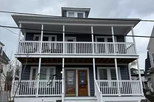 19 Roslyn St, Salem, MA 01970 - Photo 2