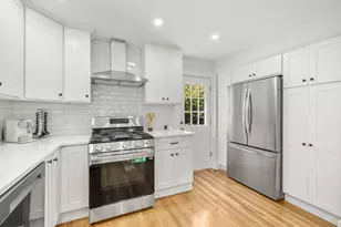 18 Lynn St, Malden, MA 02148 - Photo 10