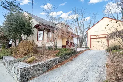 1231 Robeson St, Fall River, MA 02720 - Photo 4