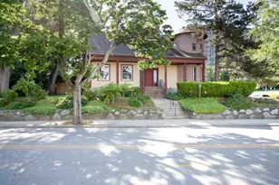 1231 Robeson St, Fall River, MA 02720 - Photo 2