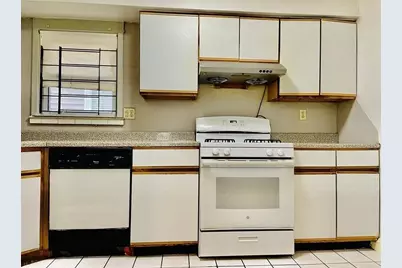 188 Main St #2, Malden, MA 02148 - Photo 1