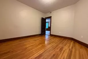 38 Ames St, Worcester, MA 01604 - Photo 8