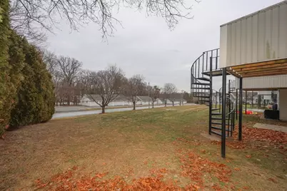 100 Merrimack Ave #25, Dracut, MA 01826 - Photo 4