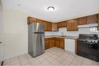 311 Pawtucket Blvd #9, Lowell, MA 01854 - Photo 12