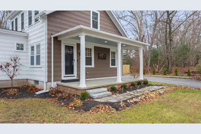 7 Nipmuck Dr, Webster, MA 01570 - Photo 4