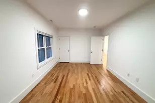 134 Bow St, Everett, MA 02149 - Photo 6