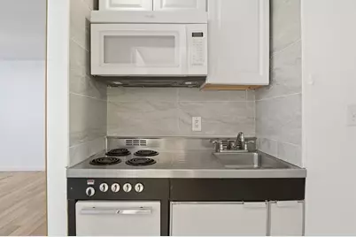 70 Southbridge Street #310, Worcester, MA 01608 - Photo 8