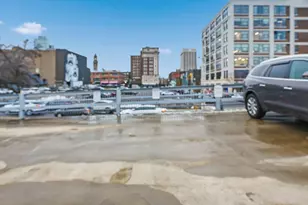 70 Southbridge St, Worcester, MA 01608 - Photo 20