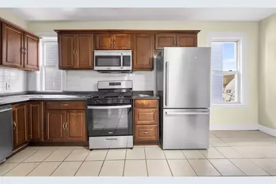 427 Ferry St #2, Everett, MA 02149 - Photo 1