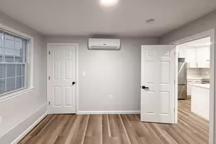 29 Avon St, Revere, MA 02151 - Photo 14