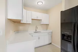 75 Bellingham St, Chelsea, MA 02150 - Photo 16