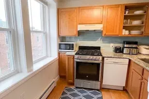 1054 Cambridge St, Cambridge, MA 02139 - Photo 2