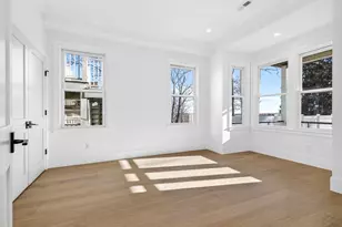 427 E 6th St, Boston, MA 02127 - Photo 14